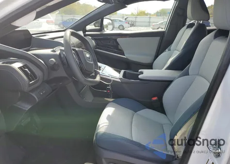 2025 Subaru Solterra Premium z USA, uszkodzony, nr VIN JTMABABA7SA093302